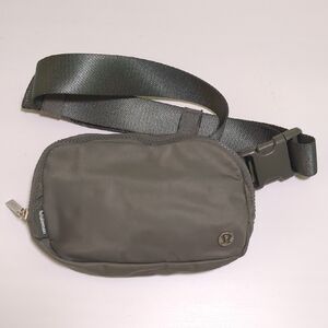 lululemon athletica Black Belt Bag